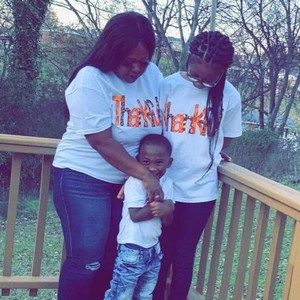 Meet your Posher, Nikki